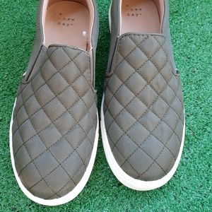 A new day Womens reese quilted sneakers